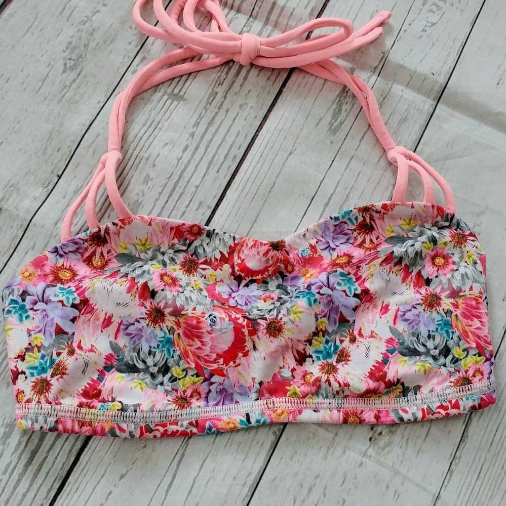 SOLD🌸Lululemon🌸 Alight Bra - Picture 3 of 3